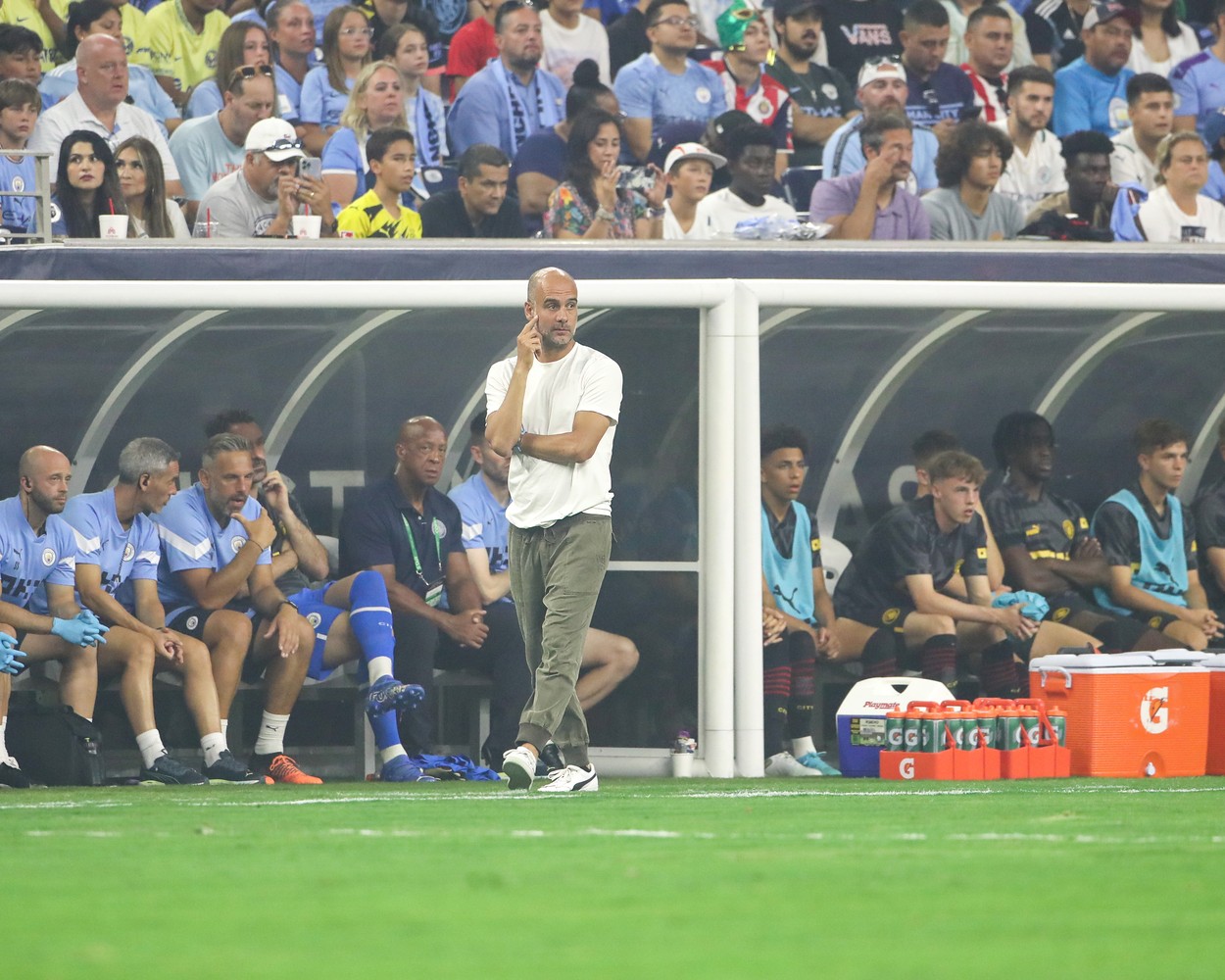 Pep Guardiola confirmă negocierile pentru un nou transfer la Manchester City