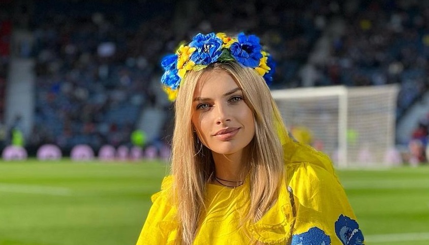 Vlada Zinchenko a fost prezentă la primul meci al sezonului din Premier League. Mesajul transmis direct dintre fanii lui Arsenal