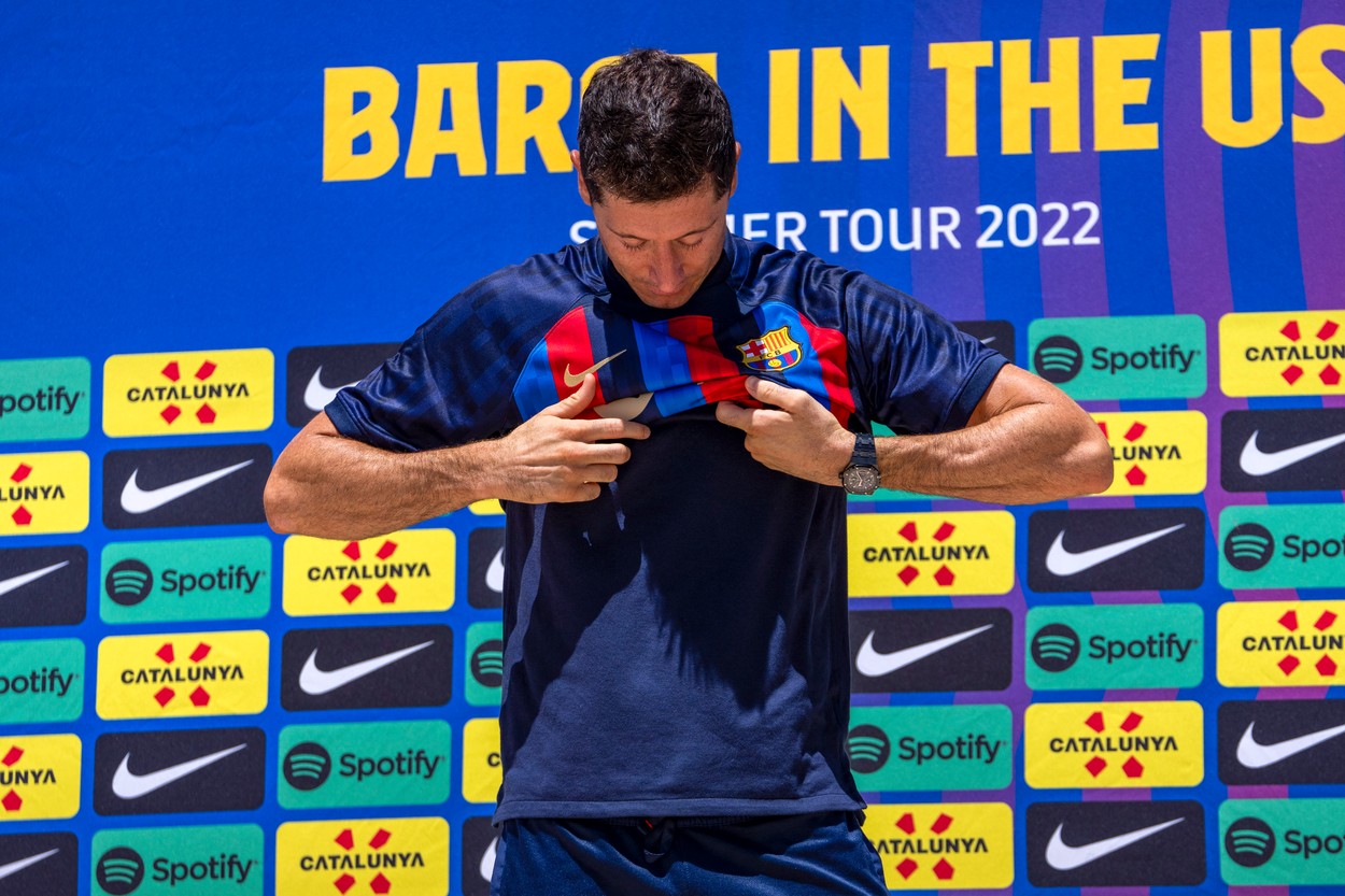 Robert Lewandowski ar putea începe meciurile de pe banca de rezerve la FC Barcelona. Declarațiile unui coleg al polonezului