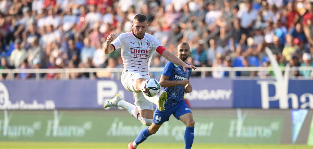AC Milan, învinsă de locul opt din Ungaria. Ciprian Tătărușanu a încasat trei goluri în 25 de minute