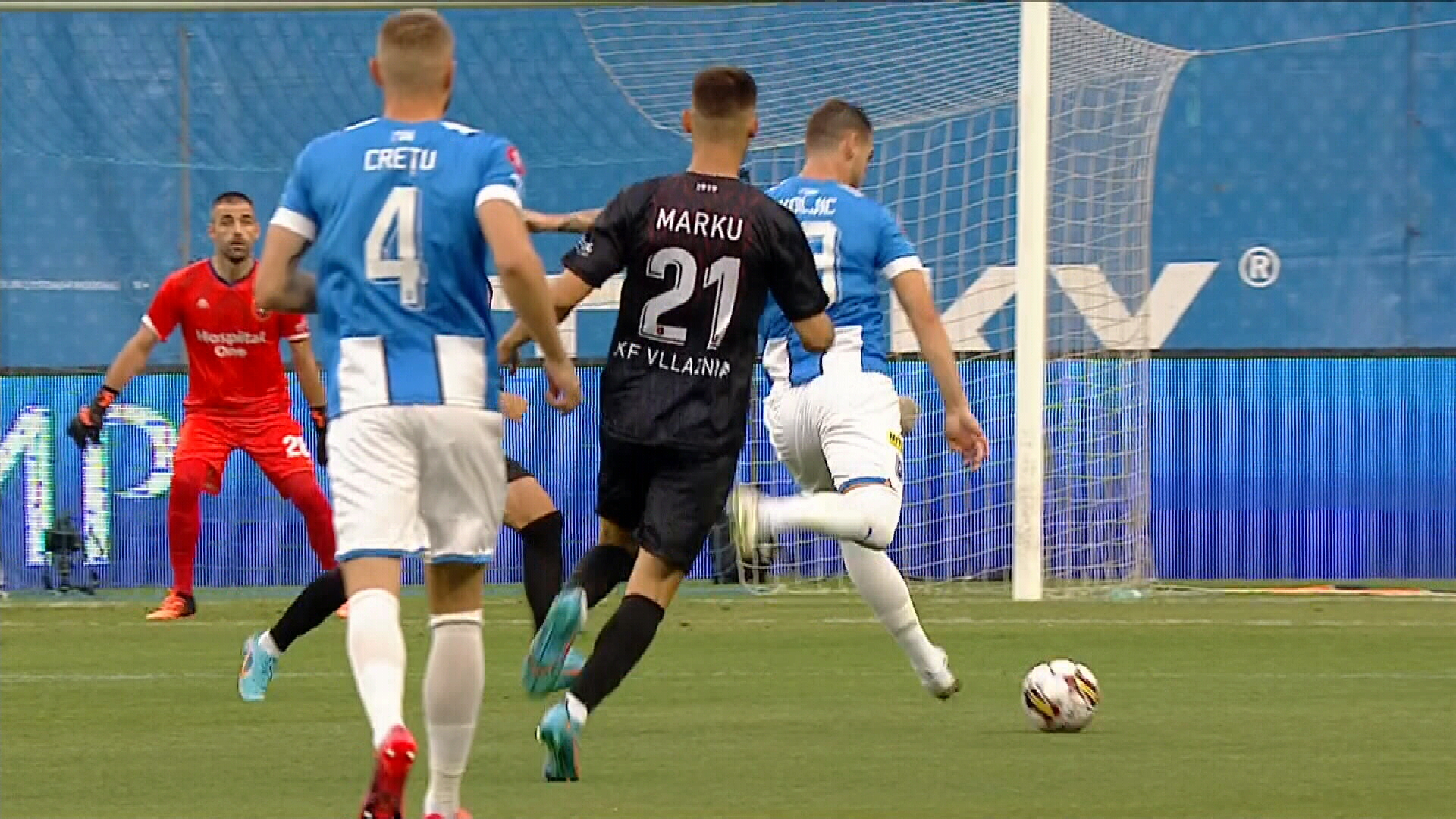 Universitatea Craiova - Vllaznia 0-0, ACUM, la Digi Sport 1. Baiaram irosește o ocazie imensă