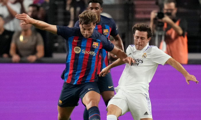 Alvaro Odriozola, în meciul amical Barcelona - Real Madrid / Foto: Profimedia