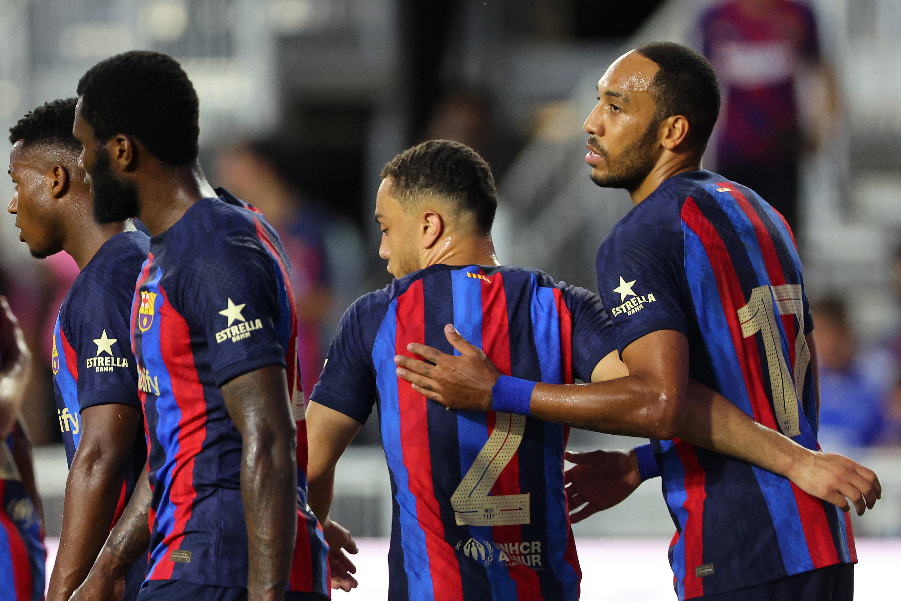 Barcelona, aproape să mai "scape" de un jucător. Manchester United "a intrat pe fir"