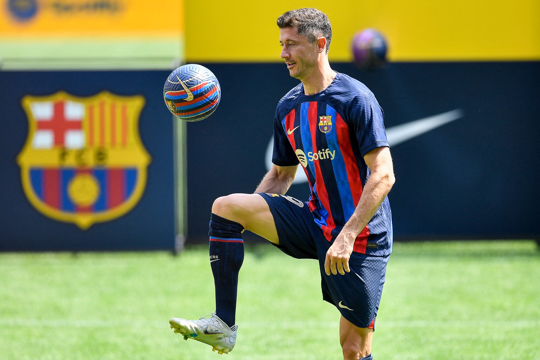 Ce a prezis mama lui Robert Lewandowski în legătură cu noul star al Barcelonei! Dezvăluirea lui Joan Laporta