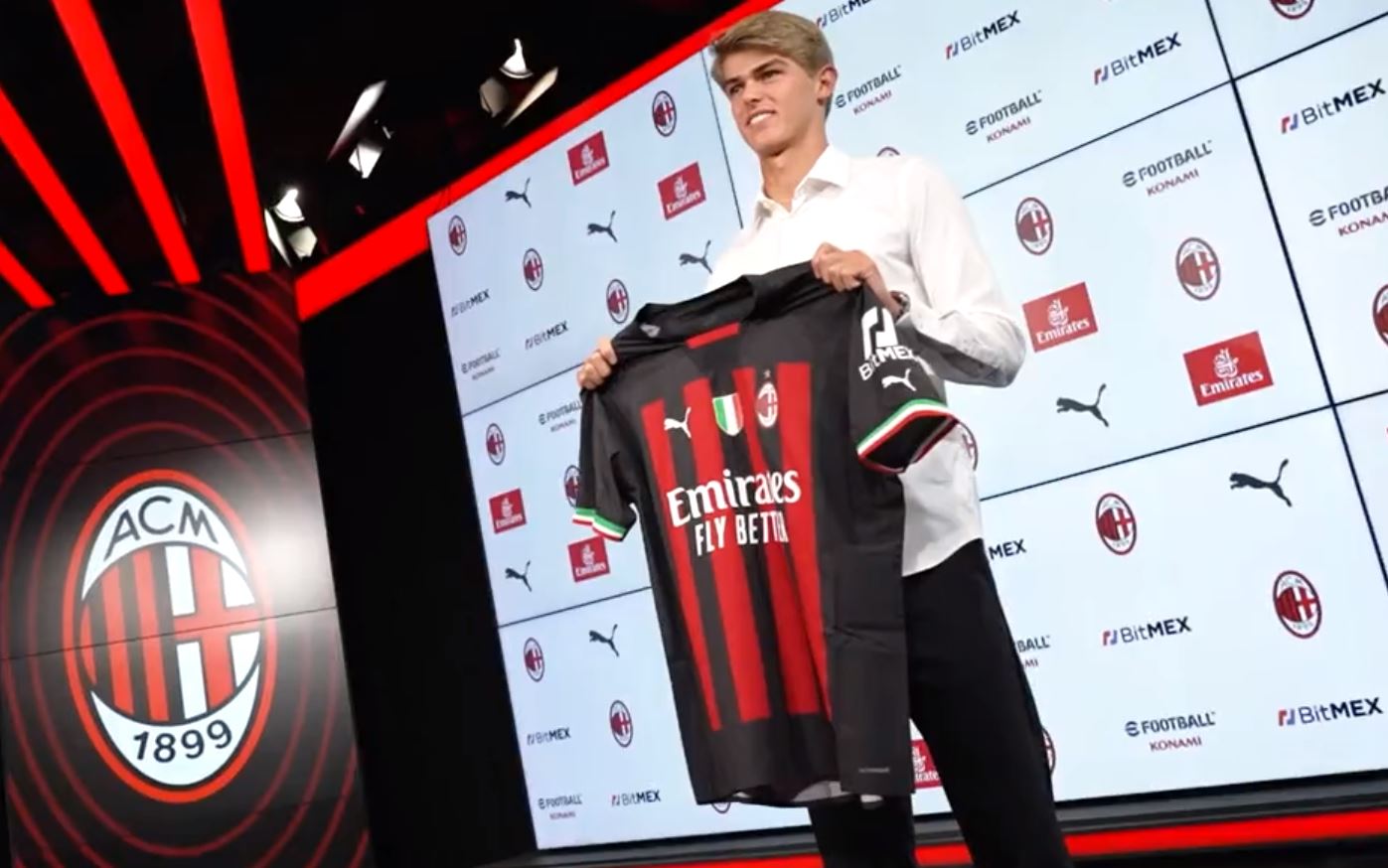 Noul transfer al lui Milan a jucat tenis, îl are ca idol pe Ronaldo, dar se aseamănă cu Ricardo Kaka. Ce post preferă