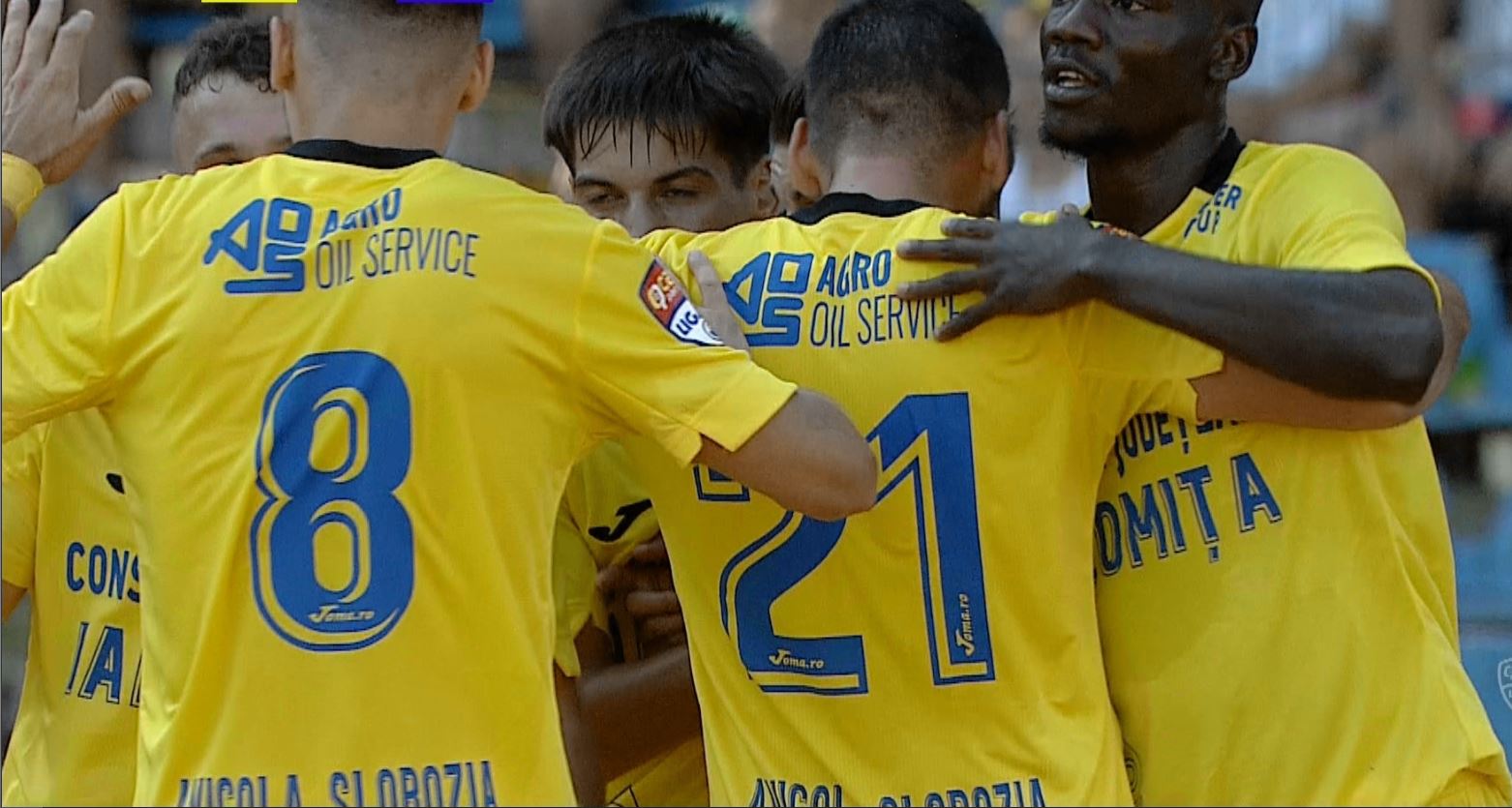 Unirea Slobozia - Minaur Baia Mare 2-0, ACUM, la Digi Sport 1. Orice fază de atac a gazdelor e un real pericol pentru oaspeți