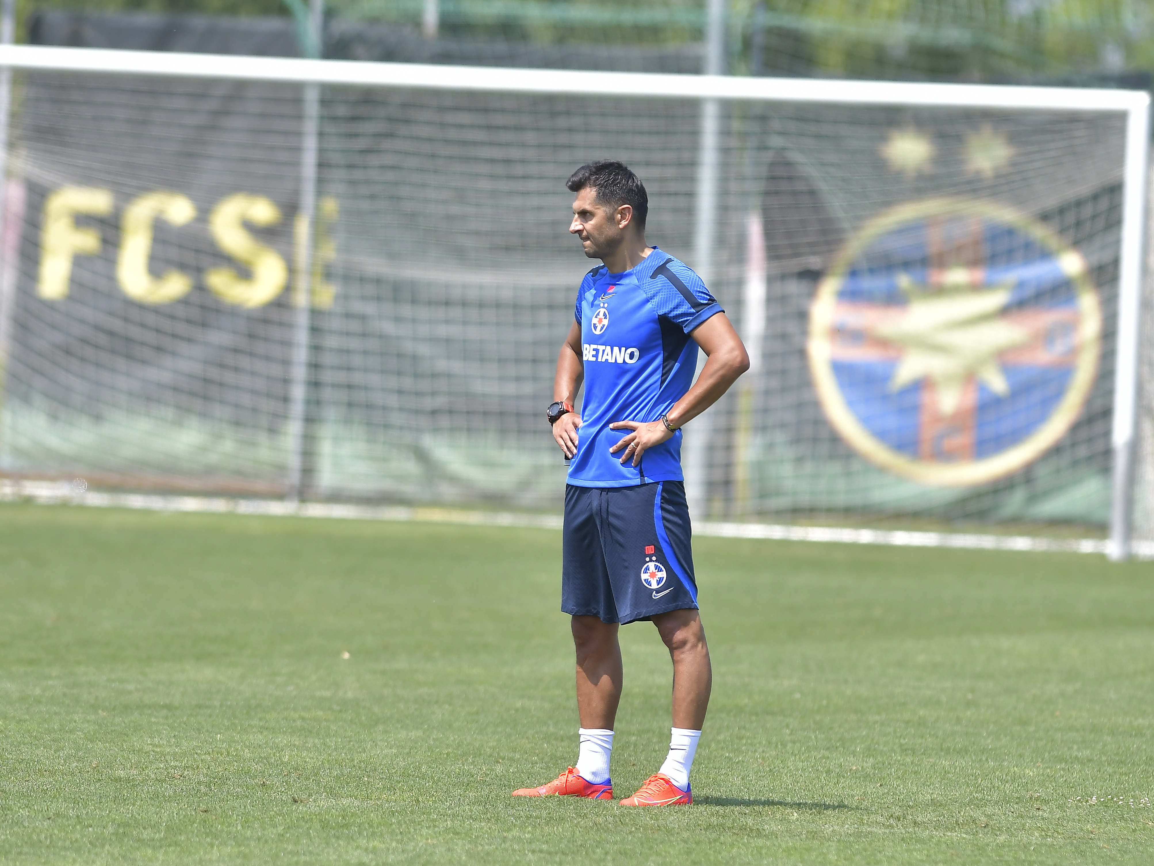 Cine îl poate înlocui pe Florinel Coman la FCSB