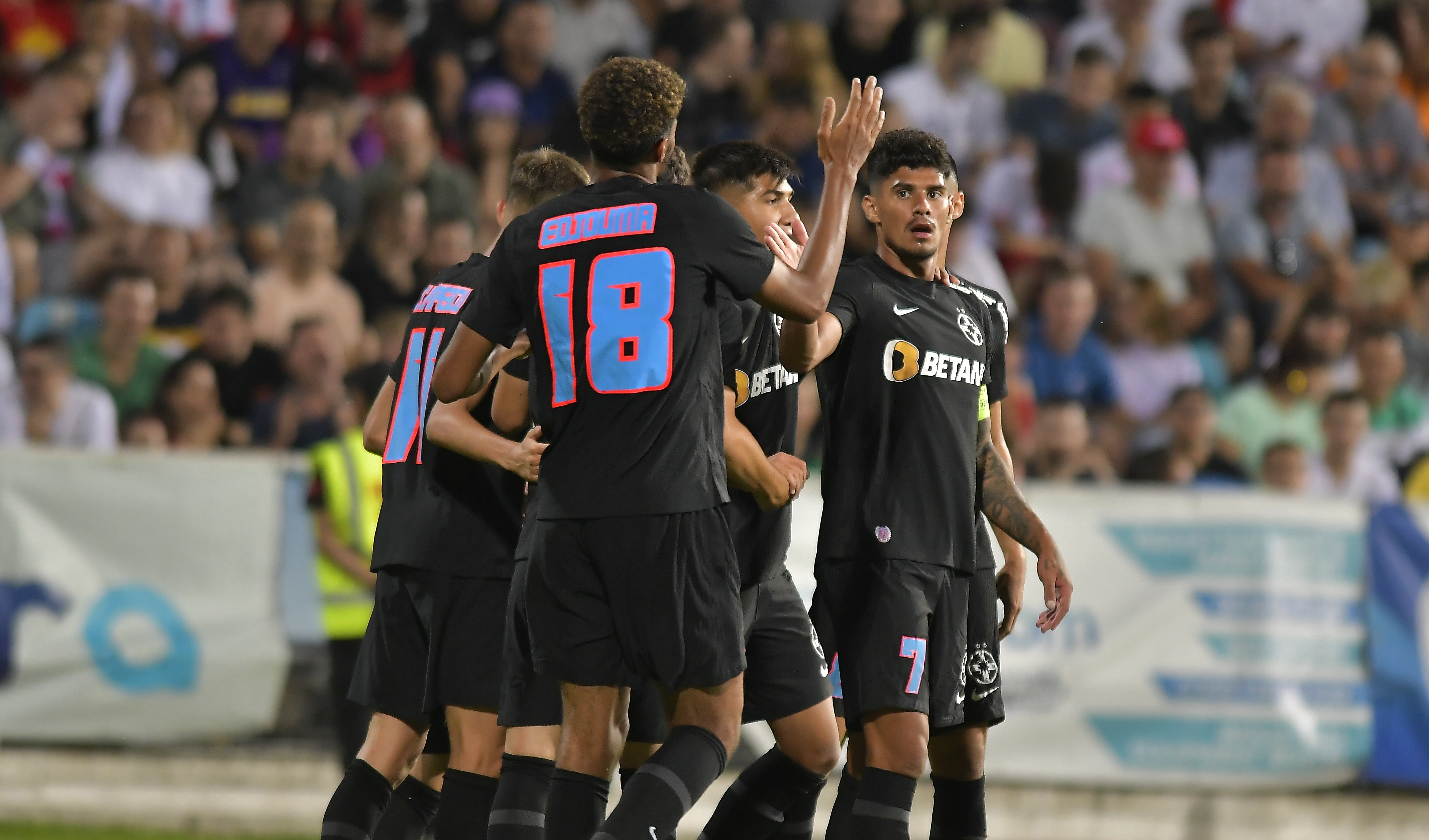 Decizia luată de Florinel Coman, după ce a aflat cât ar putea sta în afara terenului de fotbal