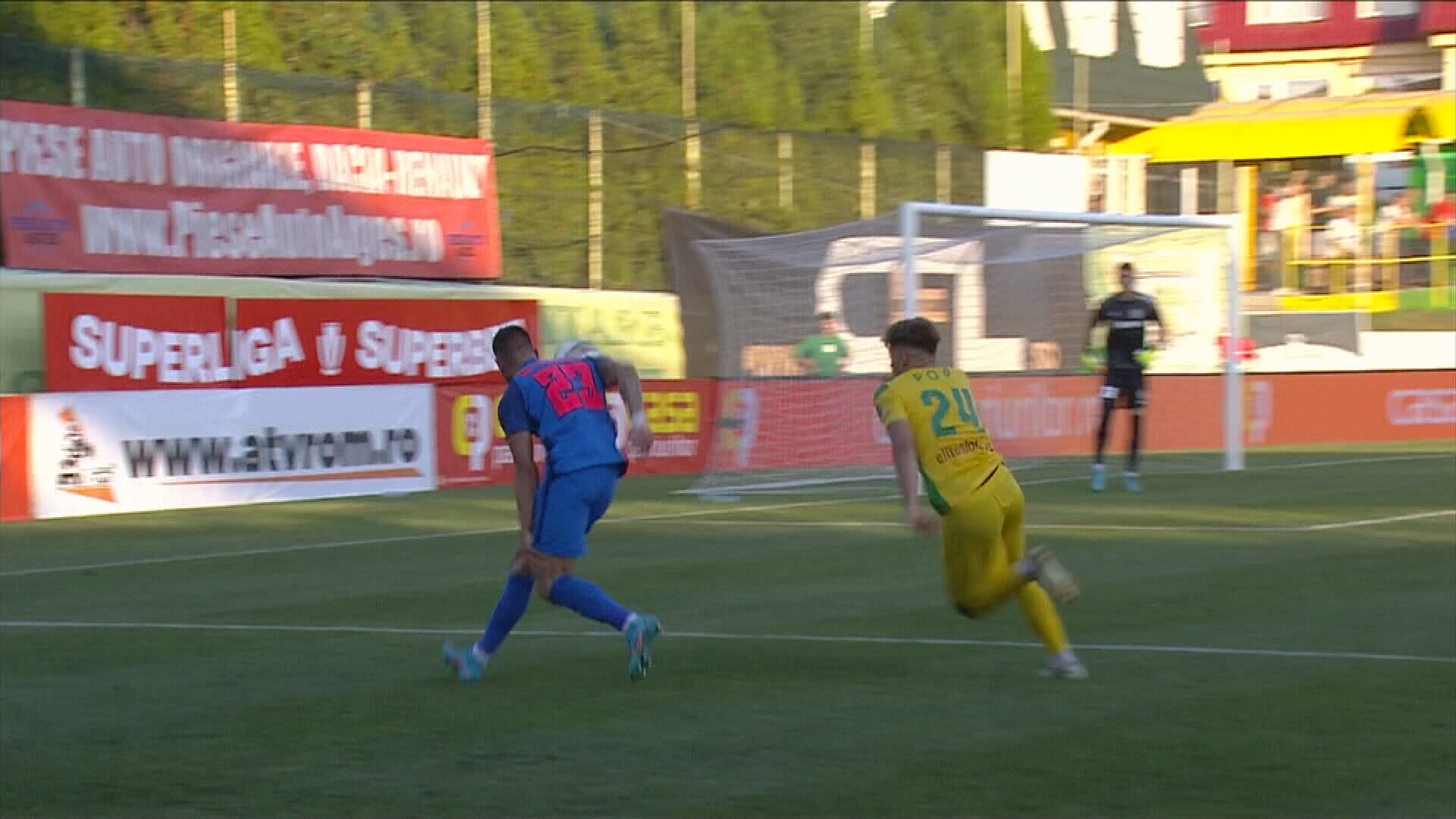 CS Mioveni - FCSB 1-0, ACUM, la Digi Sport 1. Balaur deschide scorul! Gol anulat pentru FCSB