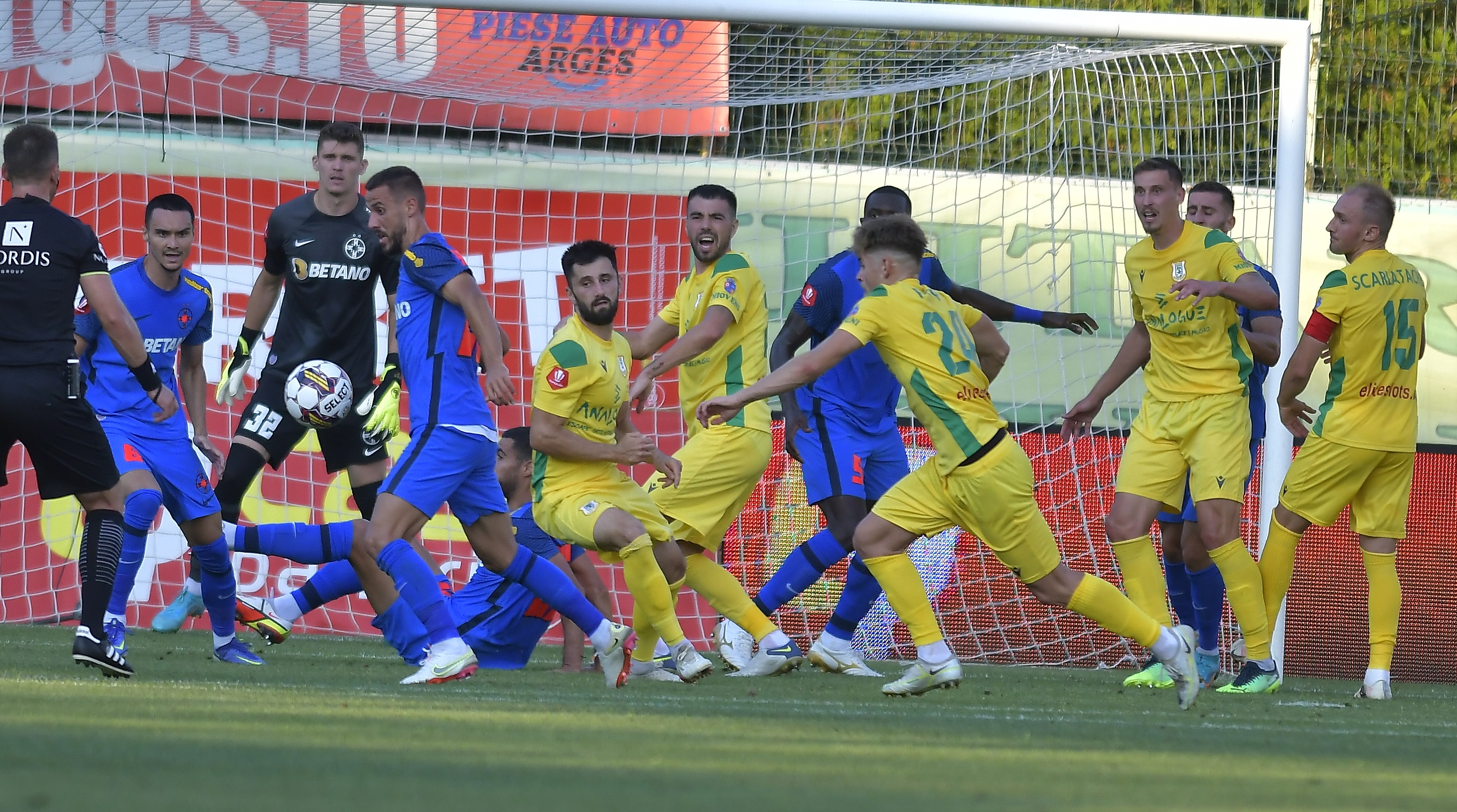 CS Mioveni - FCSB 1-1. Târnovanu, salvatorul roș-albaștrilor! Ocazii uriașe irosite de argeșeni