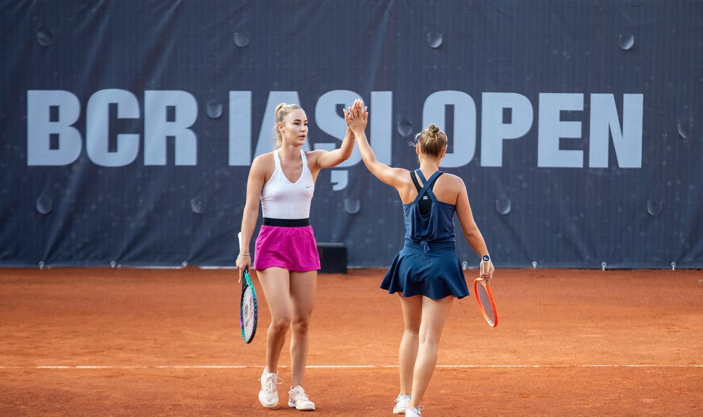 Andreea Roșca s-a calificat în finala probei de dublu a turneului WTA de Iași