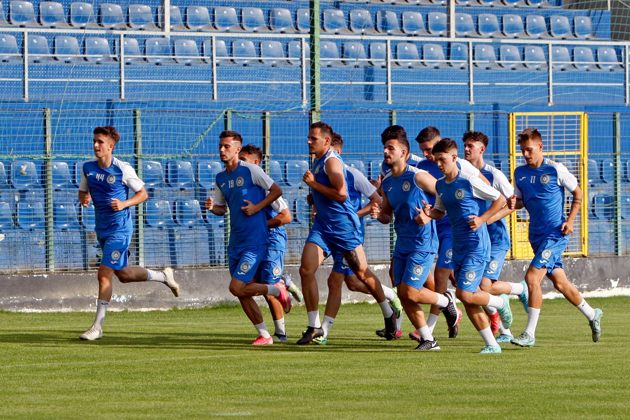 Confuzie totală la ”satelitul” FCSB-ului. Antrenorul cere explicații: ”Să mă lămurească și pe mine cineva”