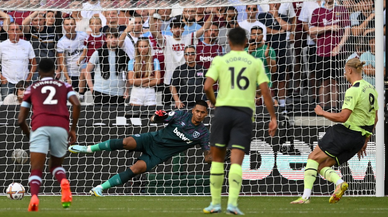 Erling Haaland, "dublă" la debutul în Premier League, în West Ham - Manchester City 0-2