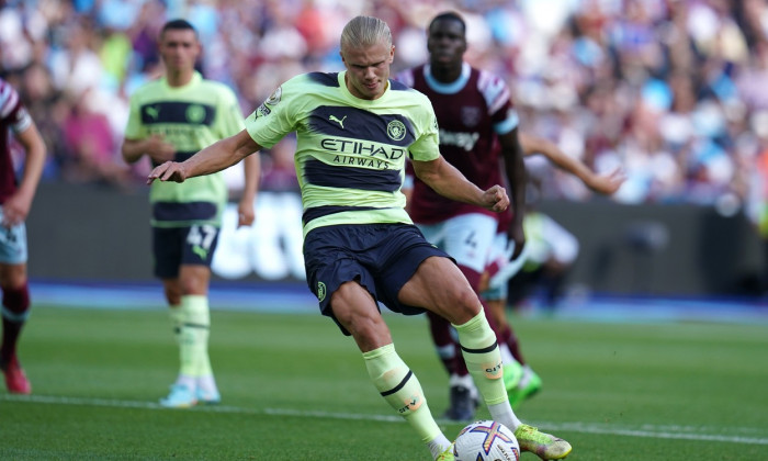 West Ham United v Manchester City - Premier League - London Stadium