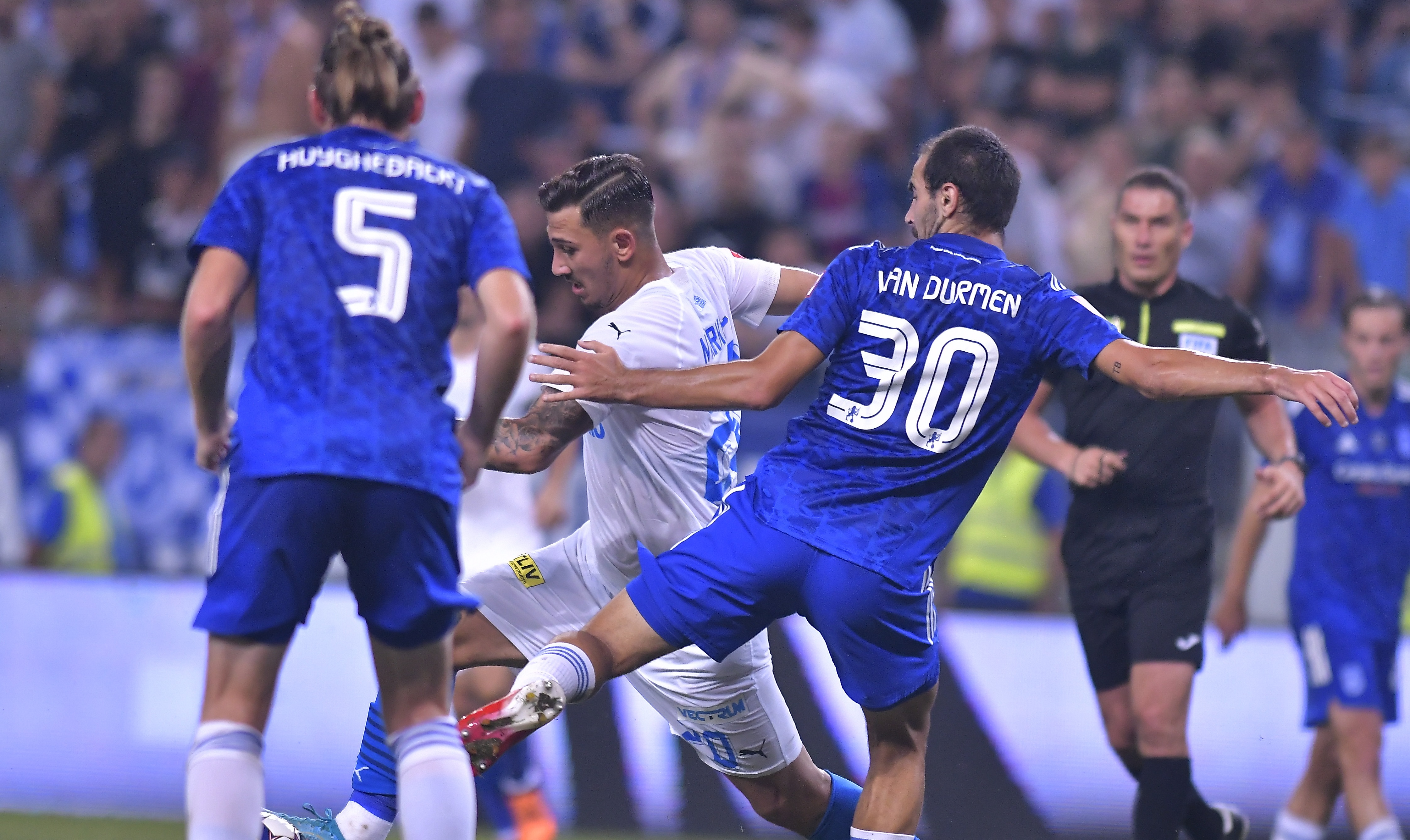 U Craiova 1948 - Universitatea Craiova 1-2. Duel incendiar! Oltenii lui Balint câștigă derby-ul orgoliilor