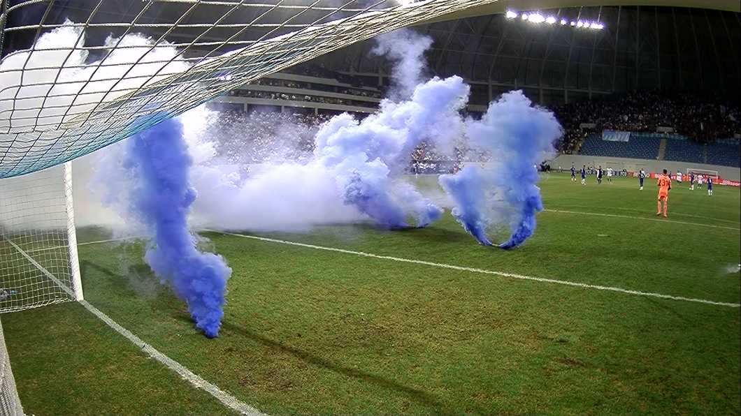 Sancțiuni prompte luate de Jandarmerie. Opt suporteri interziși pe stadion după incidentele de la Craiova