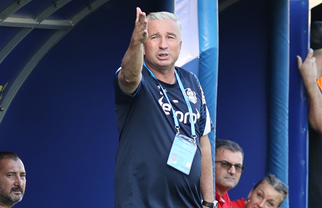 Dan Petrescu îl apără pe Andrei Prepeliță înaintea meciului cu FC Argeș: ”În România, dacă pierzi un meci, e perioadă nefastă”