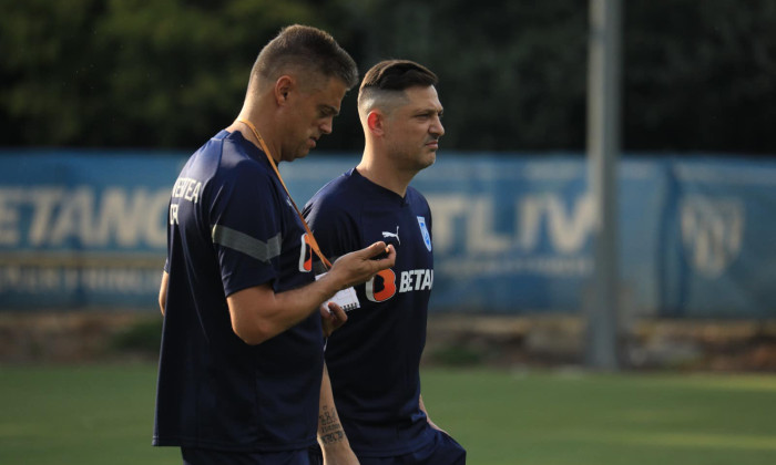 Mirel Rădoi a condus primul antrenament la Craiova / Foto: Facebook@UCVOficial