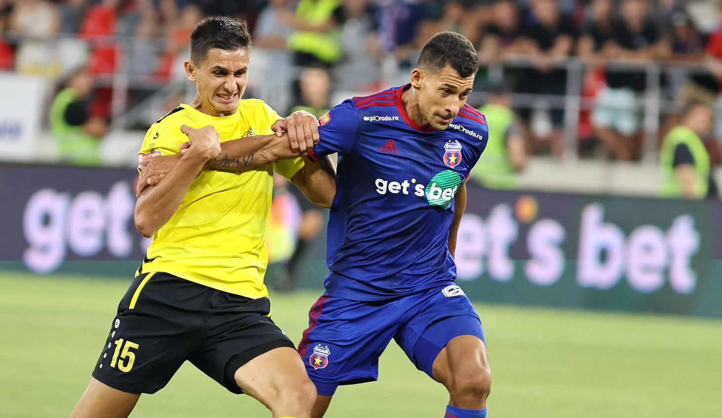 Cinci echipe din Liga 2, inclusiv Steaua, nu au drept de promovare! Anunțul FRF