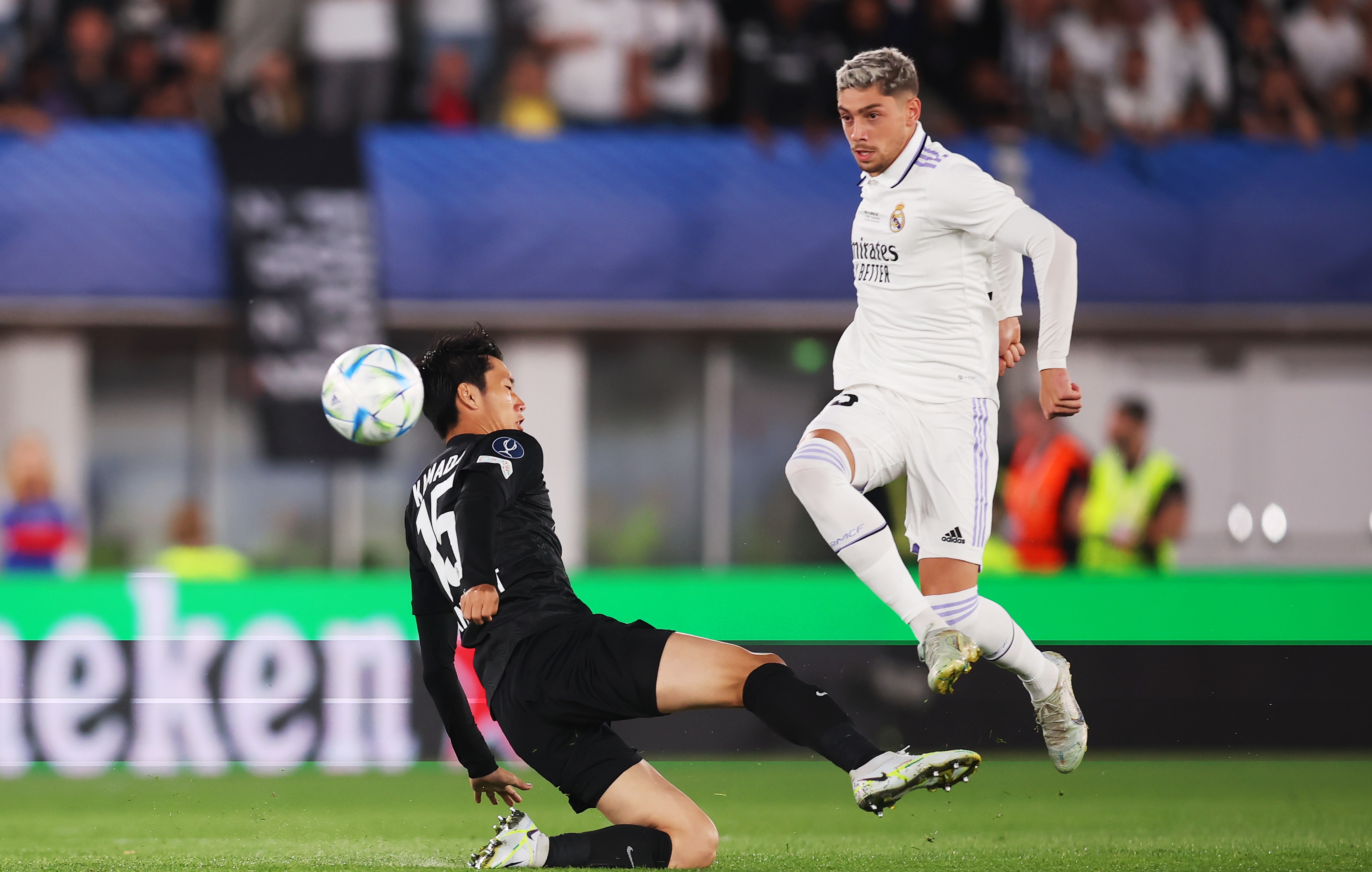 Real Madrid - Eintracht Frankfurt 0-0, ACUM, la Digi Sport 1. Madrilenii irosesc o șansă imensă de gol