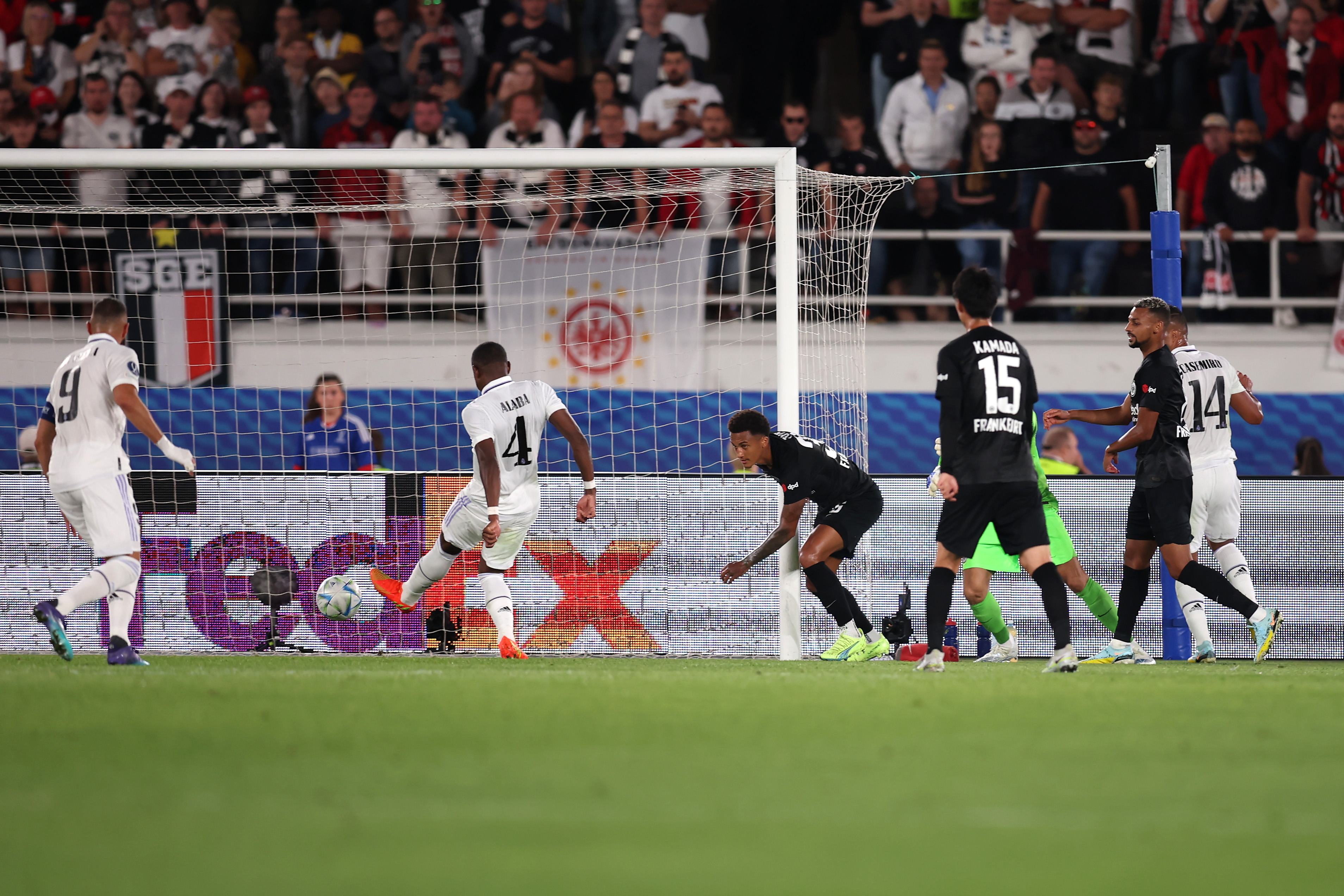 Real Madrid - Eintracht Frankfurt 1-0, ACUM, la Digi Sport 1. David Alaba deschide scorul! Benzema, ratare uriașă