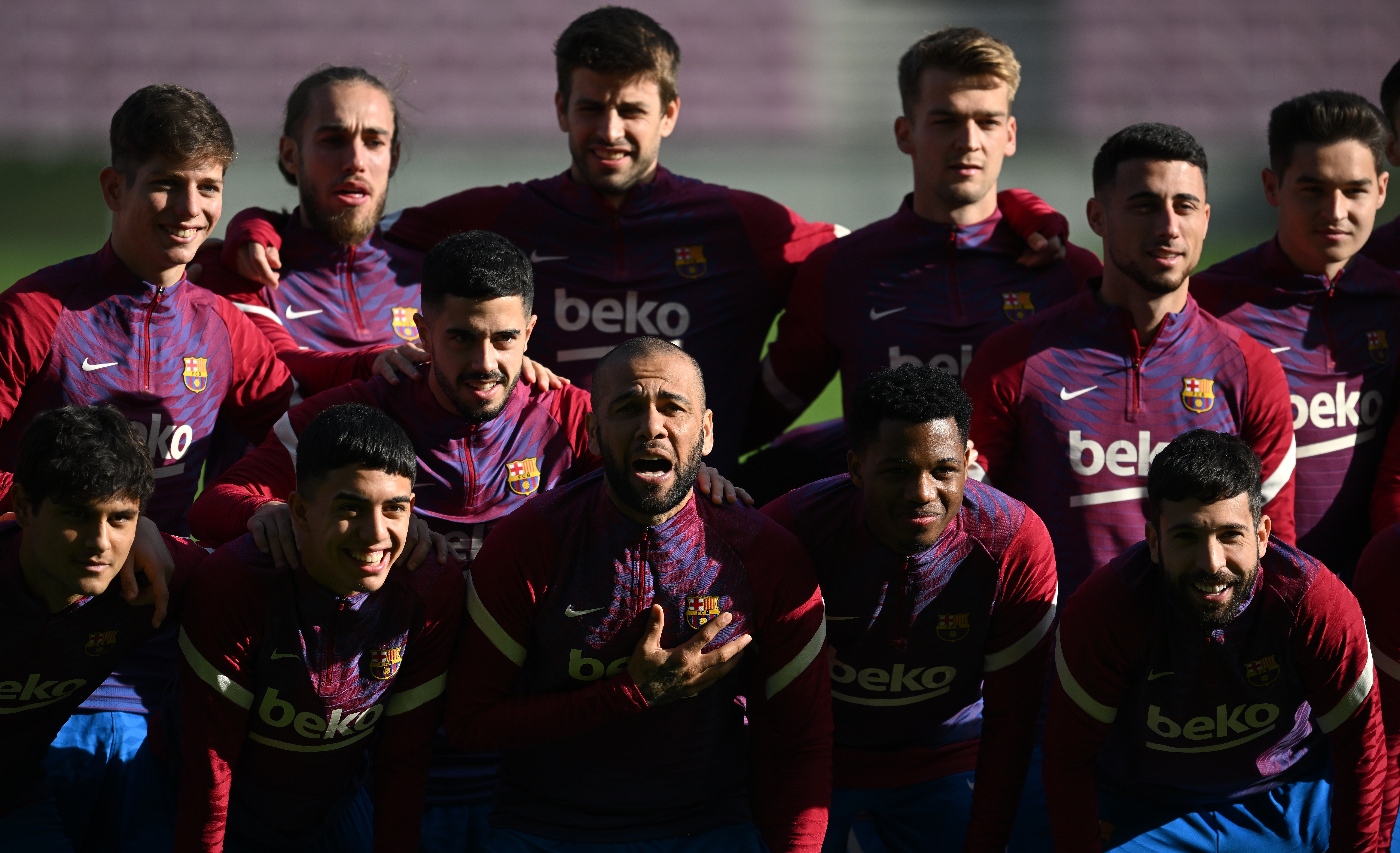 Més que un club: Barcelona are să-i dea zeci de milioane €, dar le-a propus catalanilor să joace pe gratis tot sezonul