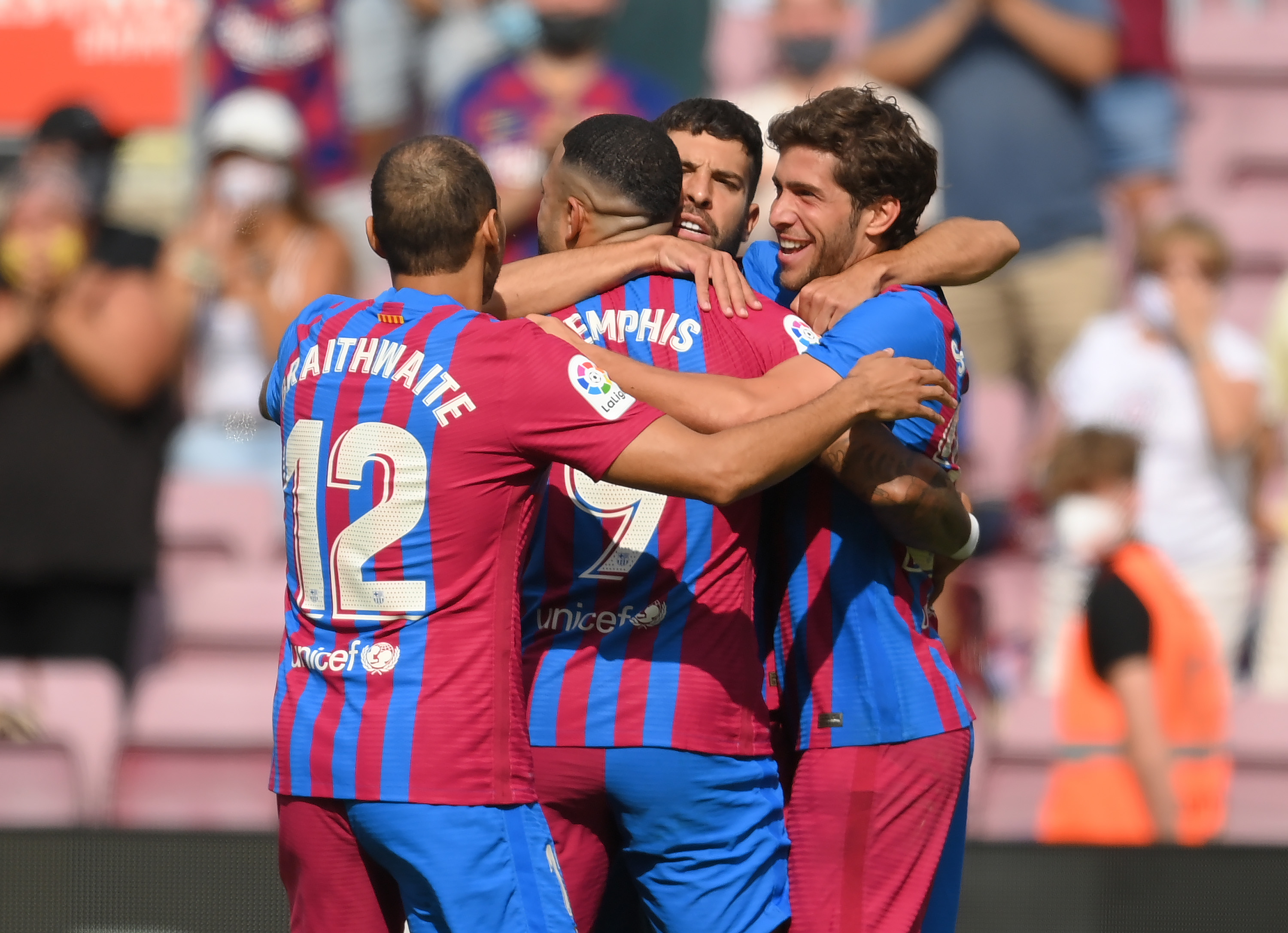 Încă un jucător refuză să plece de la Barcelona, dar va fi dat afară cu orice risc