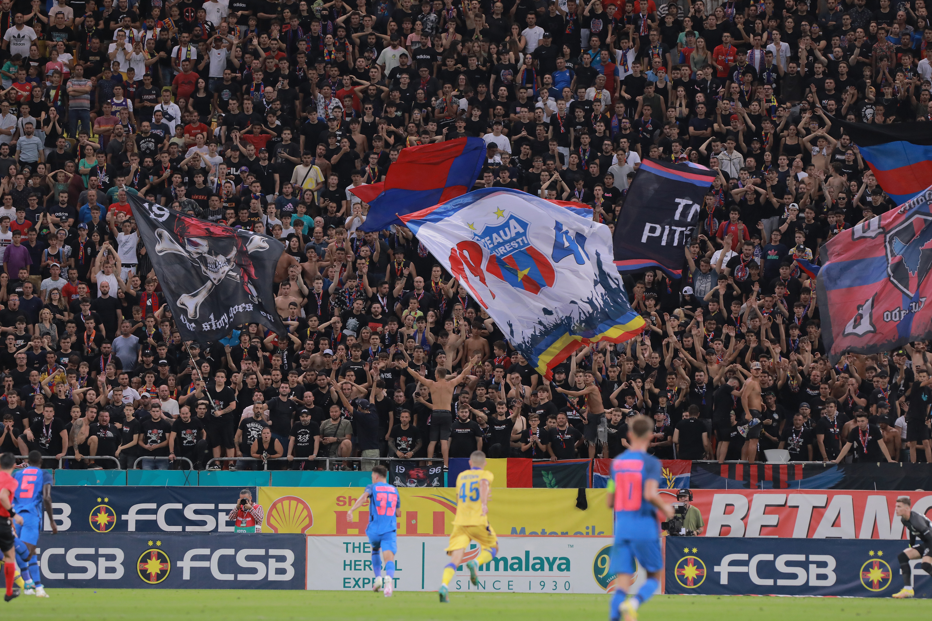 FCSB, susținută de peste 100.000 de fani în acest start de sezon pe Arena Națională