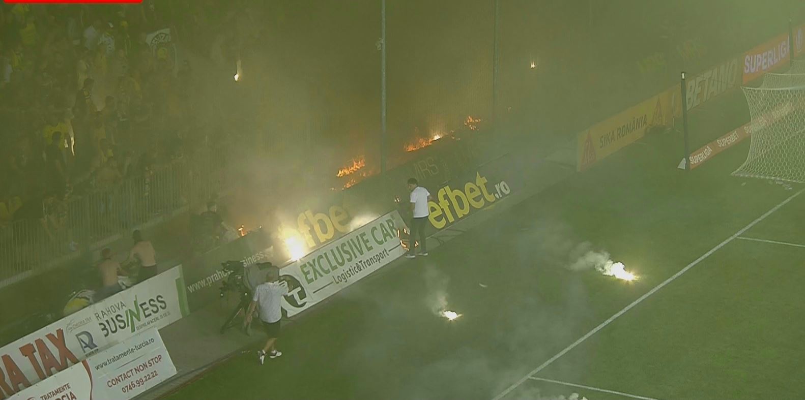 Cluburile Petrolul și Rapid, sancționate după incidentele de la “Primvs Derby”