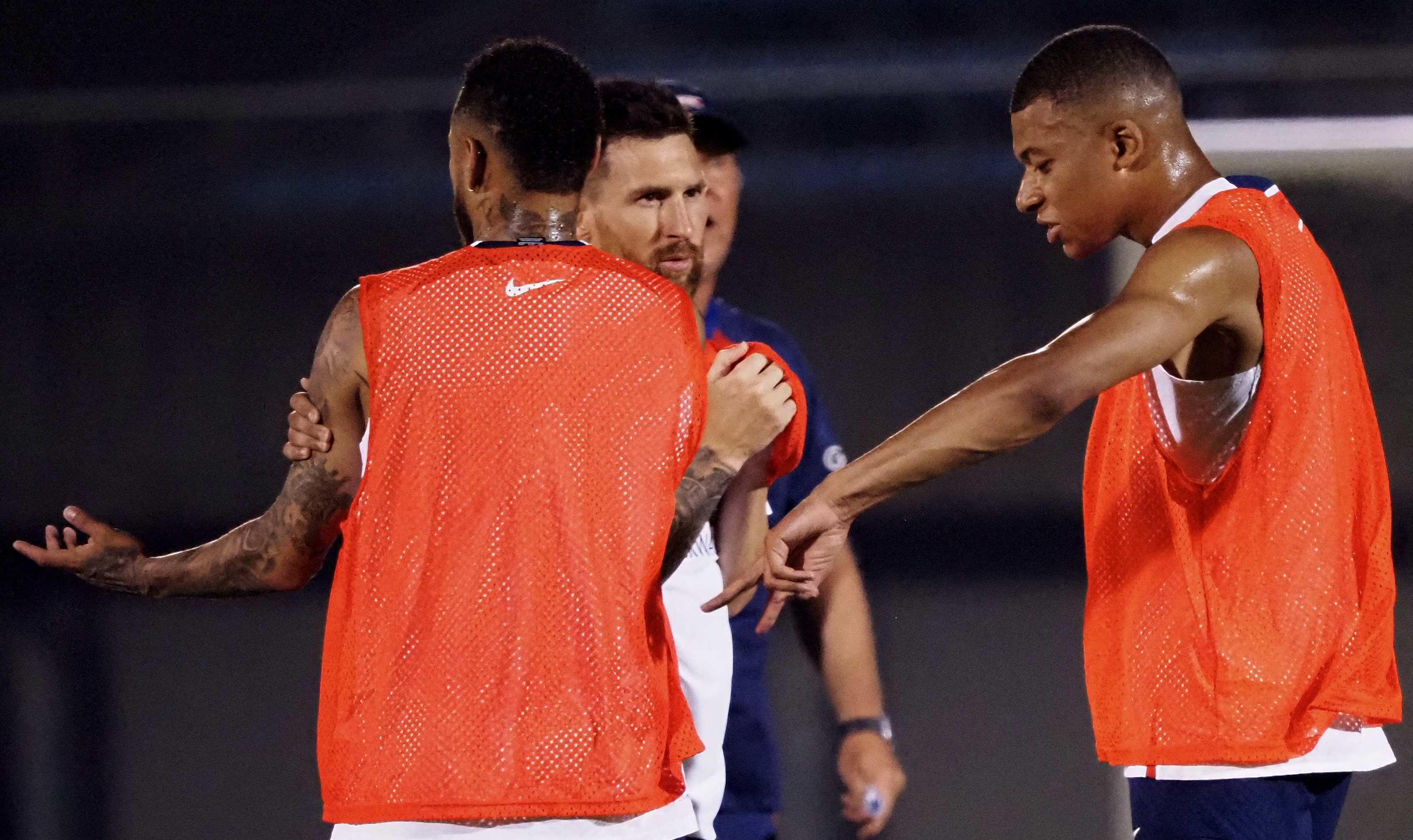 Cum a soluționat PSG conflictul dintre Neymar și Kylian Mbappe
