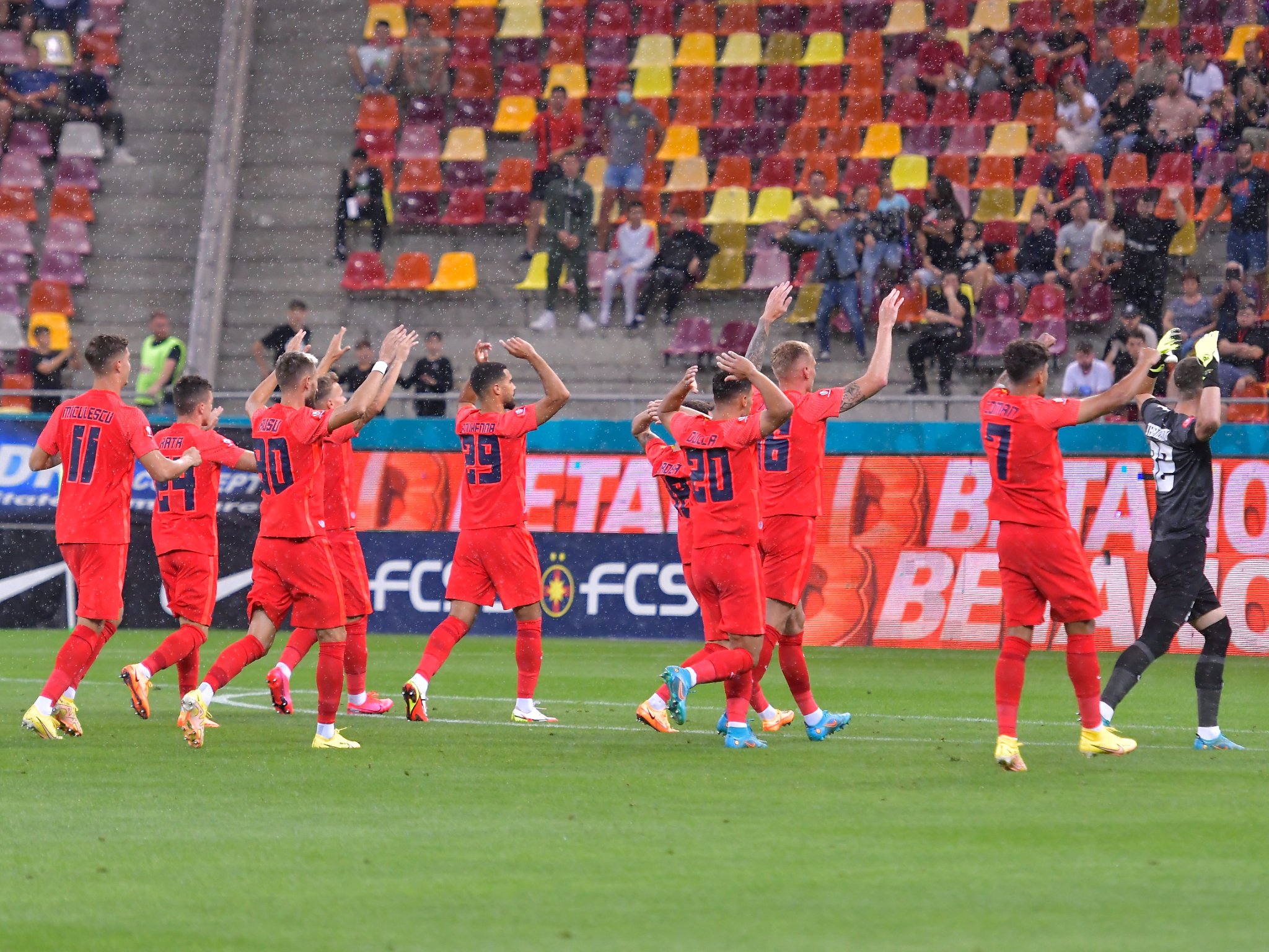 Cum arată lotul FCSB-ului pentru dubla cu Viking! Ultimele achiziții, incluse pe lista trimisă către UEFA