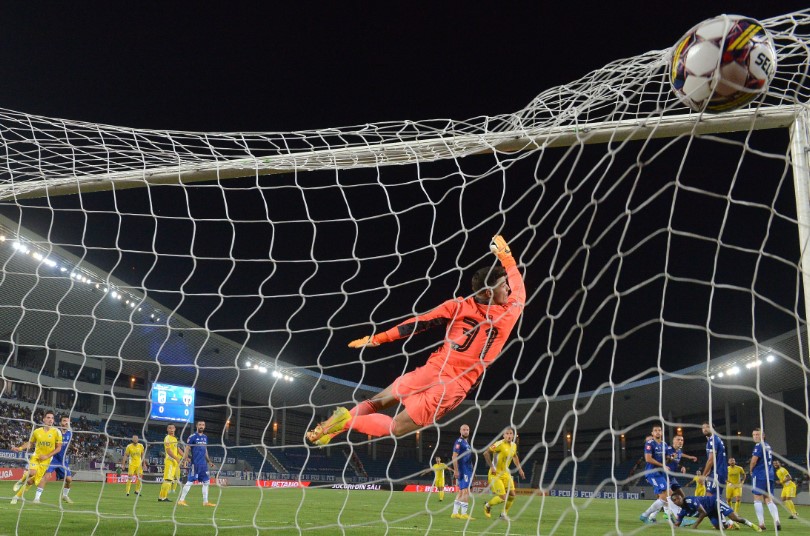 U Craiova 1948 - Petrolul Ploiești 0-1. Golul lui Jair din lovitură liberă a făcut diferența