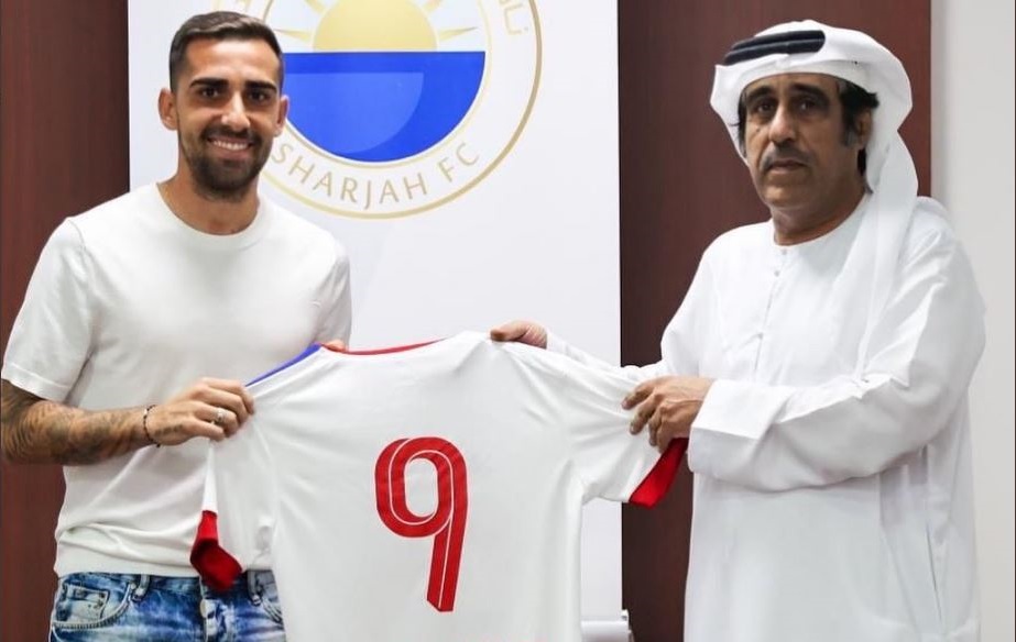 Echipa lui Cosmin Olăroiu, Al Sharjah, a anulat contractul lui Paco Alcacer. Jucătorul abia fusese prezentat
