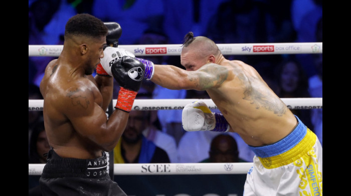 Oleksandr Usyk l-a învins pe Anthony Joshua și şi-a păstrat centurile IBF, WBA şi WBO la categoria grea / Foto: Profimedia
