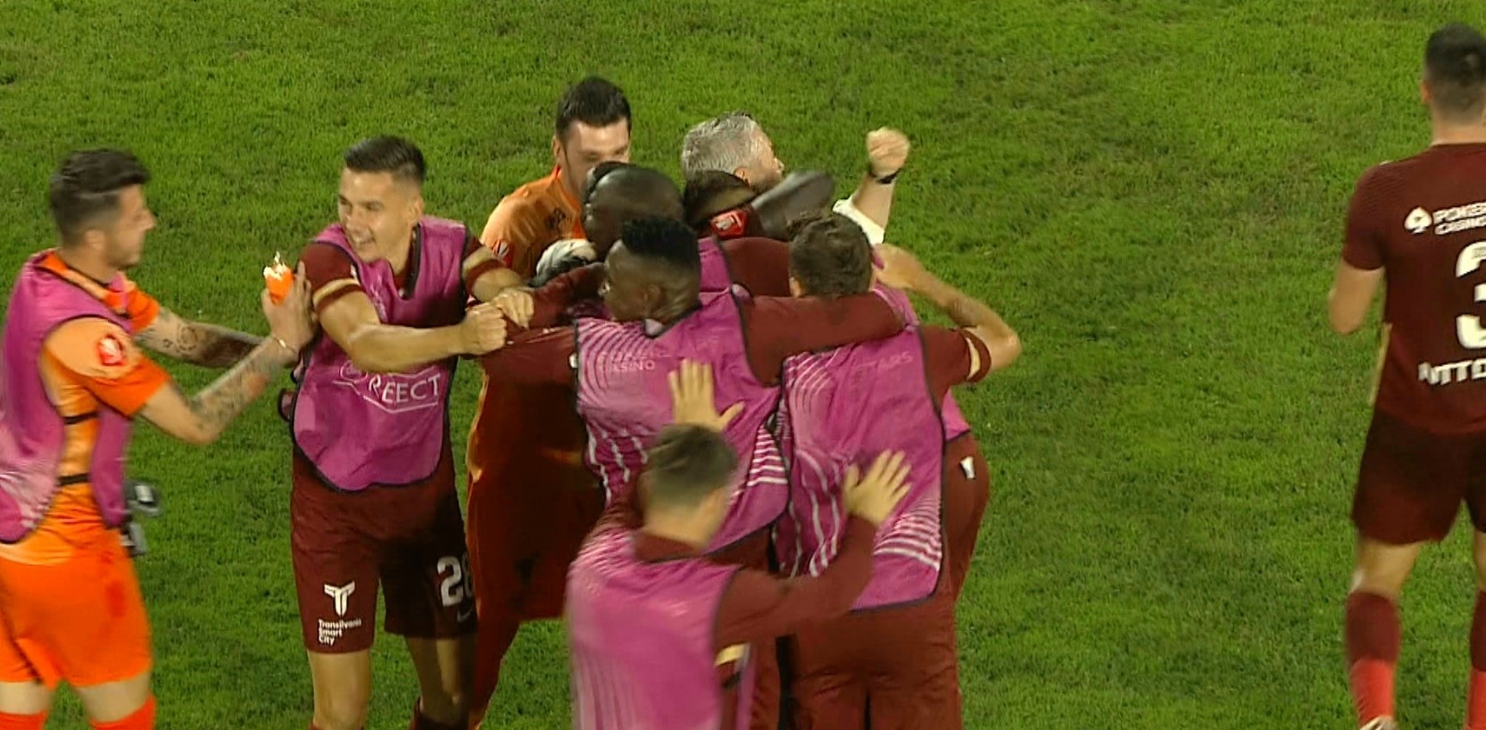 CFR Cluj - NK Maribor 1-0. Super golul lui Cvek, din minutul 90, îi duce pe ardeleni în grupe