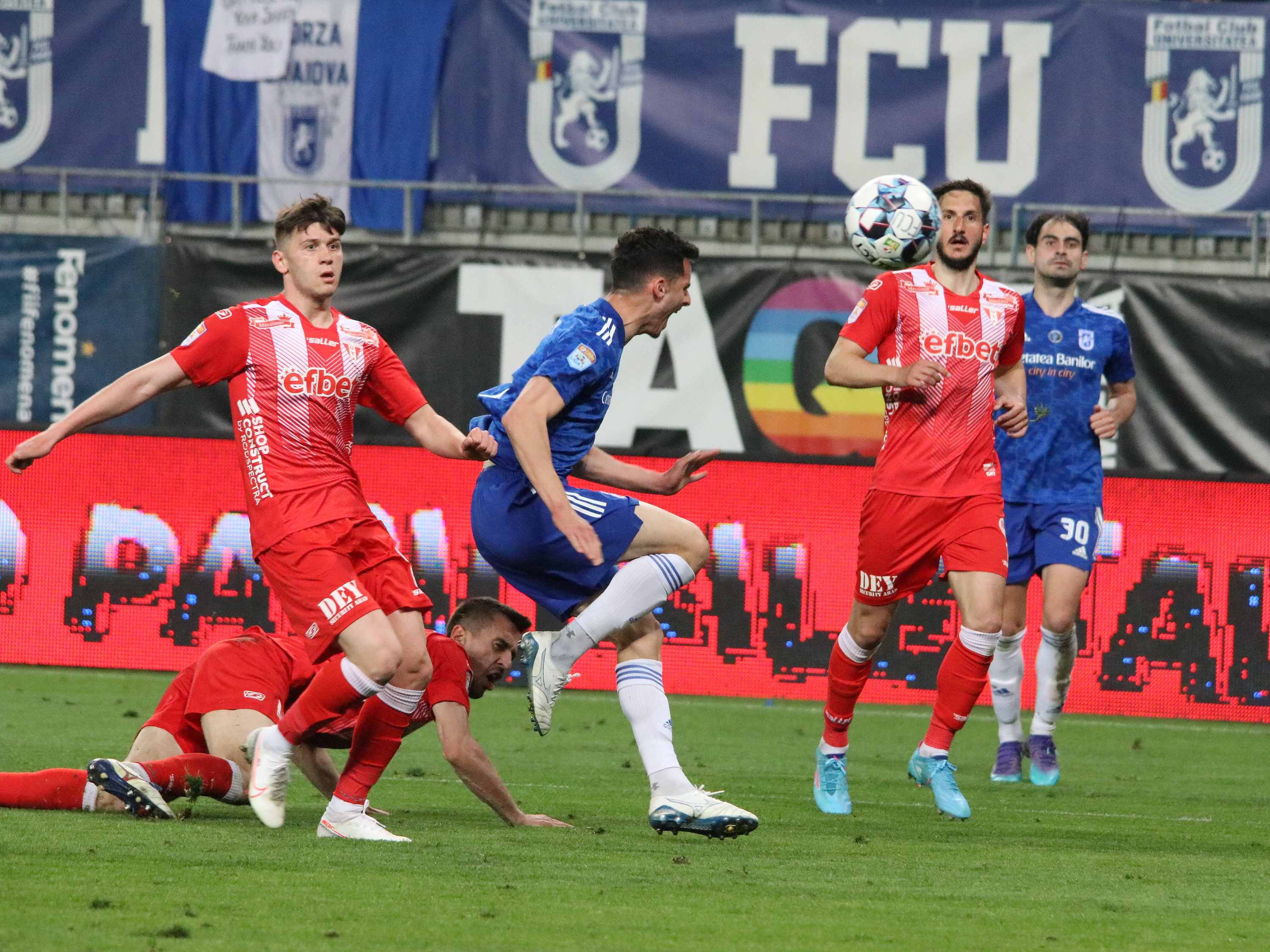 UTA Arad - U Craiova 1948, LIVE VIDEO, 21:30, Digi Sport 1. Ambele formații vin după un eșec în Liga 1. ECHIPELE