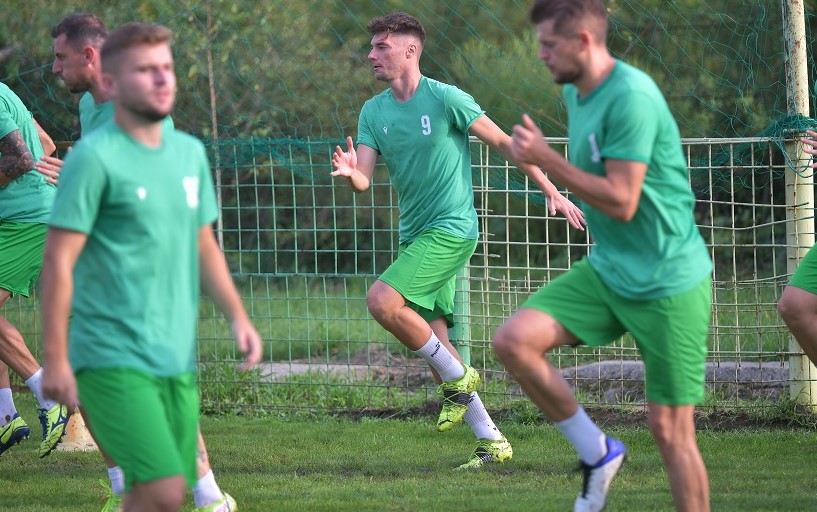 OFICIAL | Întăriri pentru CS Mioveni! Trei jucători care au trecut pe la FCSB, CFR și Rapid au semnat cu argeșenii