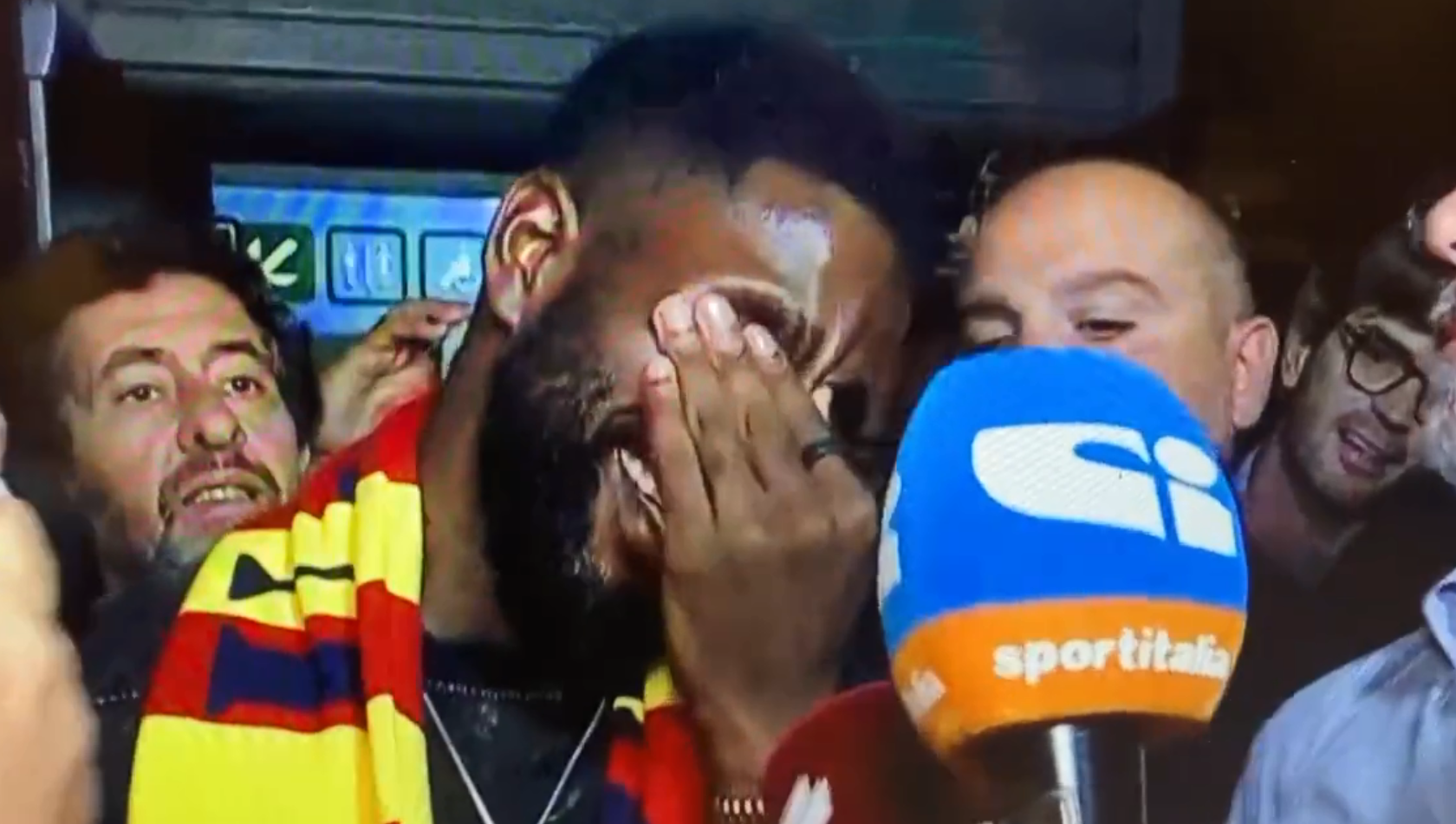 Samuel Umtiti nu și-a mai putut stăpâni lacrimile. Momentul în care francezul izbucnește în plâns în fața camerelor