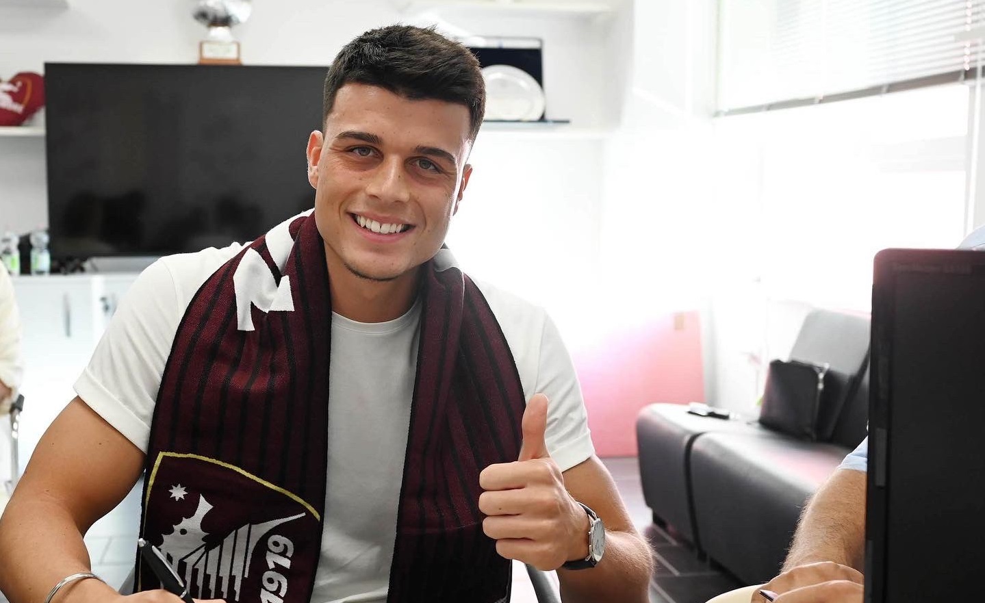 Flavius Daniliuc, prezentat oficial la Salernitana! Ce contract a semnat fotbalistul cu origine română