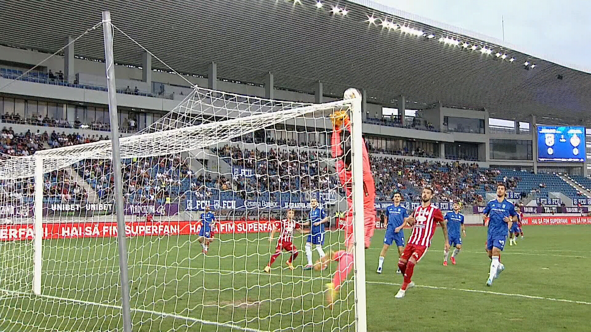 U Craiova 1948 - Sepsi 1-0, ACUM, la Digi Sport 1. Câte un gol anulat pentru ofsaid! Oltenii deschid scorul