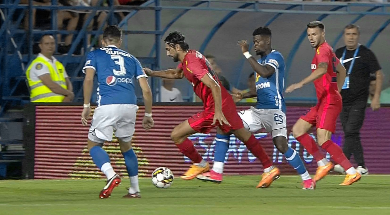 Farul - FCSB 1-0, ACUM, la Digi Sport 1. Alibec, gol din penalty. Ocazii uriașe de ambele părți