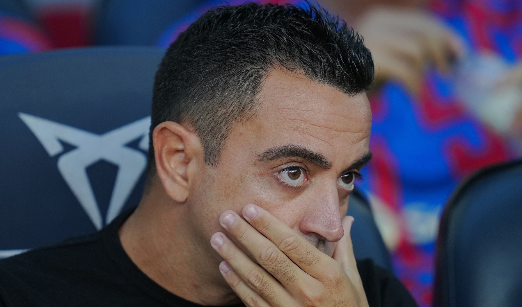 Xavi, decizie finală! Fundașul pentru care trebuie să insiste Barcelona în ultima zi de mercato