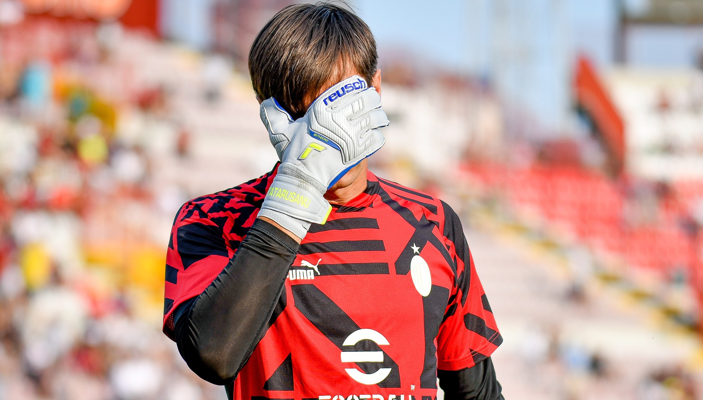 Motivul pentru care AC Milan a decis să nu îl includă pe Ciprian Tătărușanu pe lista pentru Champions League