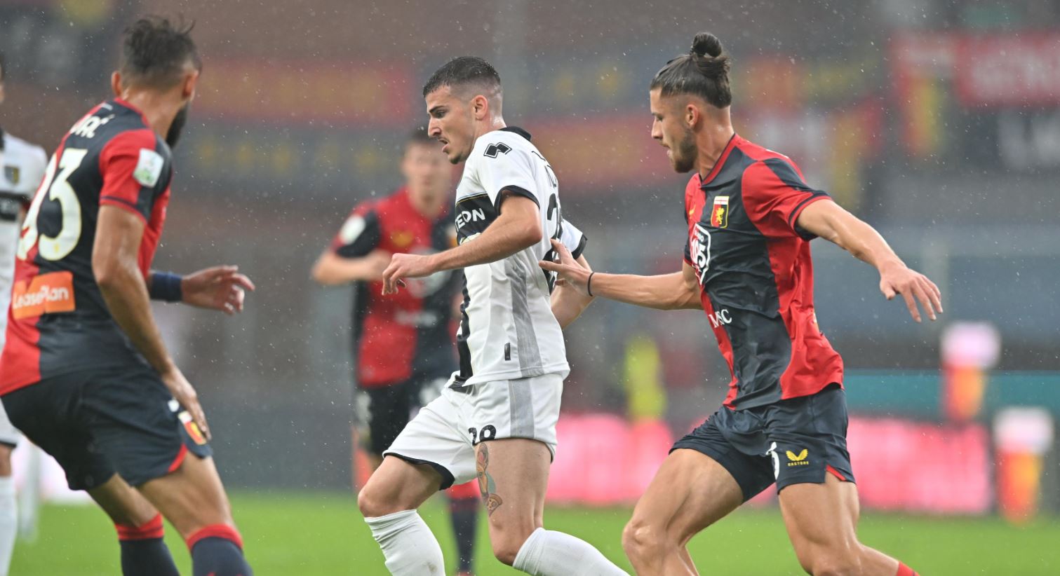 Mihăilă, lăudat de presa italiană după Genoa – Parma 3-3: “A fost devastator”. Drăgușin și Man, criticați