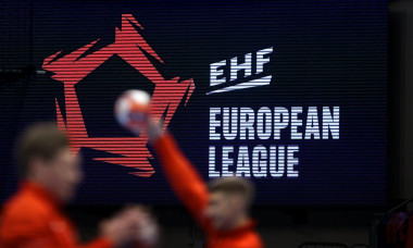 Magdeburg, Germany. 17th Nov, 2020. Handball, EHF European League, SC Magdeburg - CSKA Moscow, main round, Group C, 3rd matchday: Moscow players warm up in front of a video wall with the EHF logo. Credit: Ronny Hartmann/dpa-Zentralbild/dpa/Alamy Live News