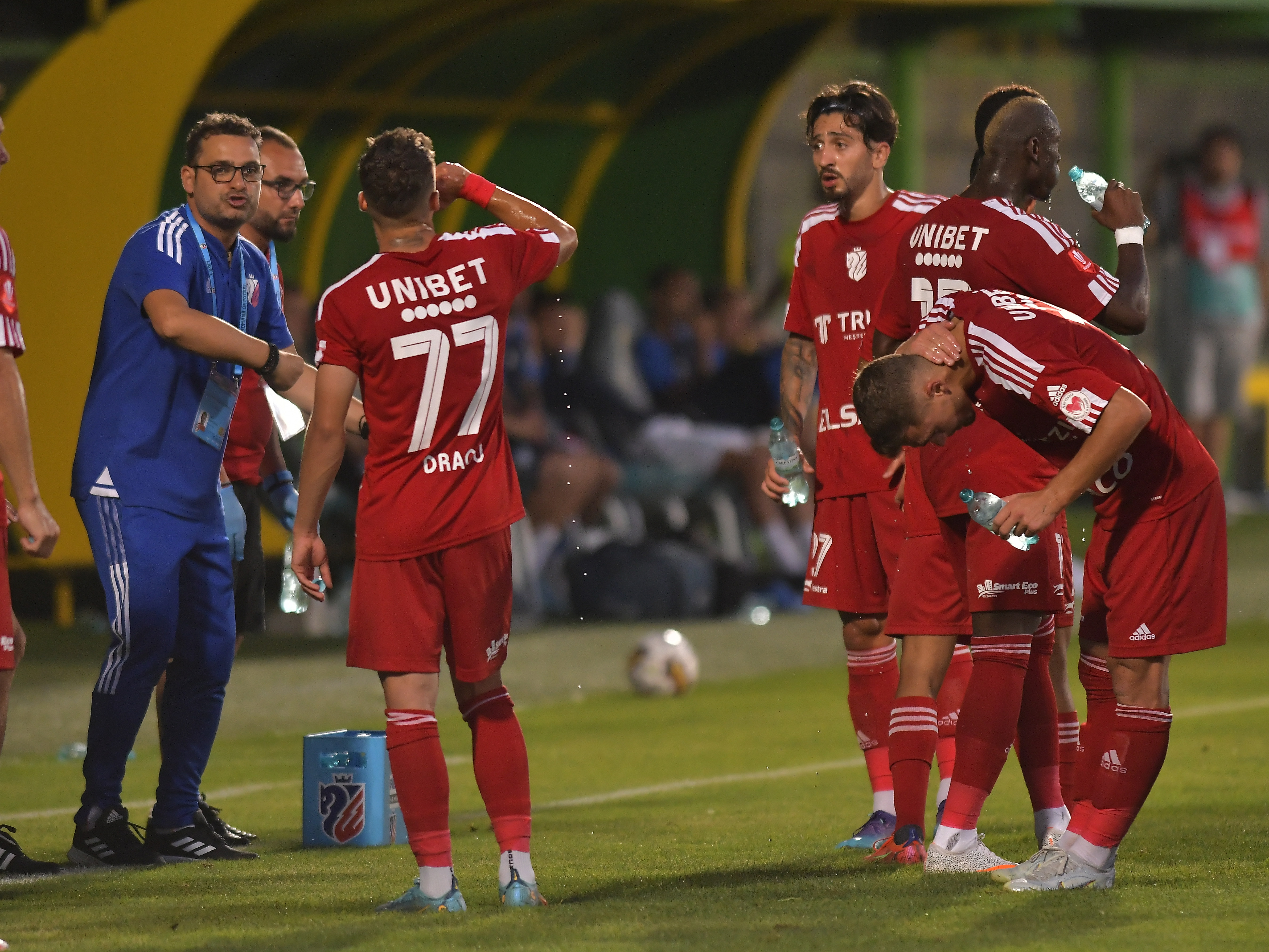 OFICIAL | Universitatea Craiova, transfer spectaculos! Jucătorul dorit în trecut de FCSB și CFR Cluj a semnat cu oltenii