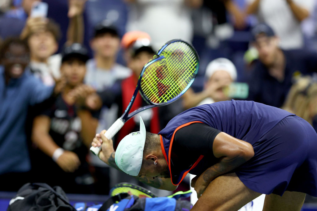 Colecționarul de amenzi! A stabilit un nou record la US Open, după ce și-a făcut praf rachetele și a vorbit singur