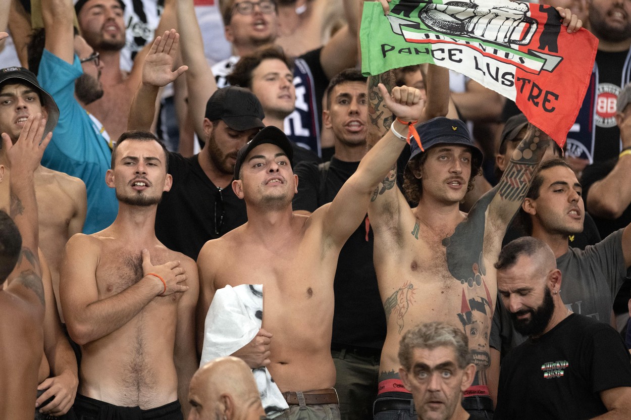 Suporteri ai lui Juventus, reţinuţi la Paris pe baza imaginilor video surprinse de camerele de supraveghere