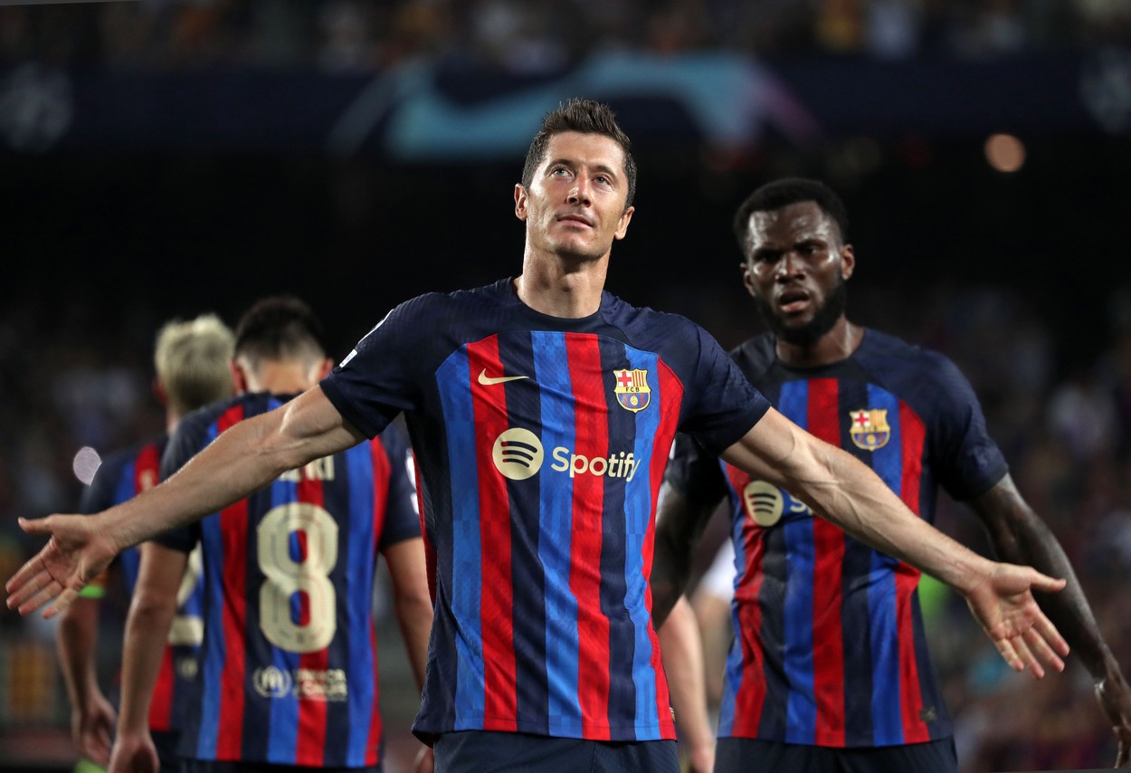 Cui i-a dedicat Robert Lewandowski hattrick-ul marcat împotriva celor de la Viktoria Plzen