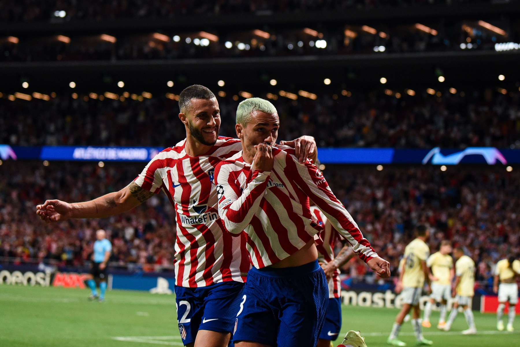 Barcelona o dă în judecată pe Atletico Madrid în cazul lui Antoine Griezmann. Catalanii cer 40 de milioane de euro